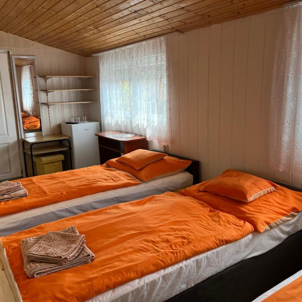 Bed and Breakfast Lenzl'S Panzio à Szigetvár Extérieur photo