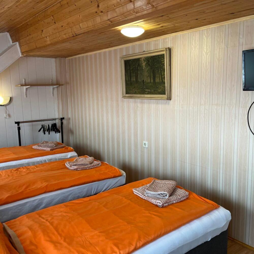 Bed and Breakfast Lenzl'S Panzio à Szigetvár Extérieur photo